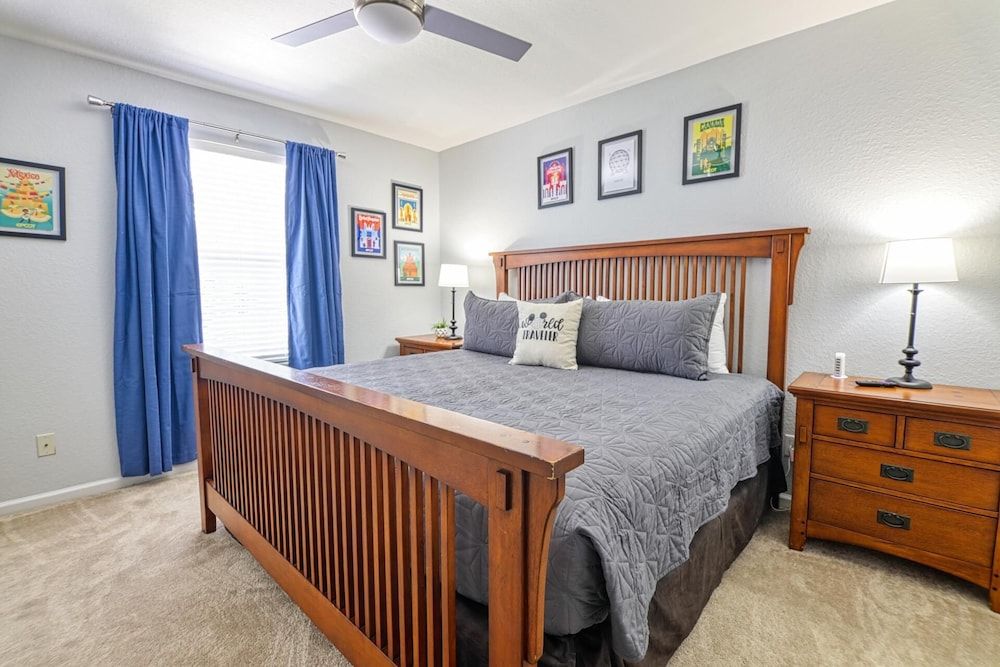 Christopher's Windsor Hills Home House, Multiple Beds (Christopher's Windsor Hills Home) 14