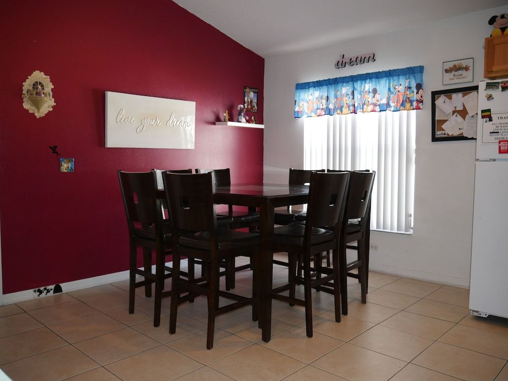 undefined Dreamland Disney 2