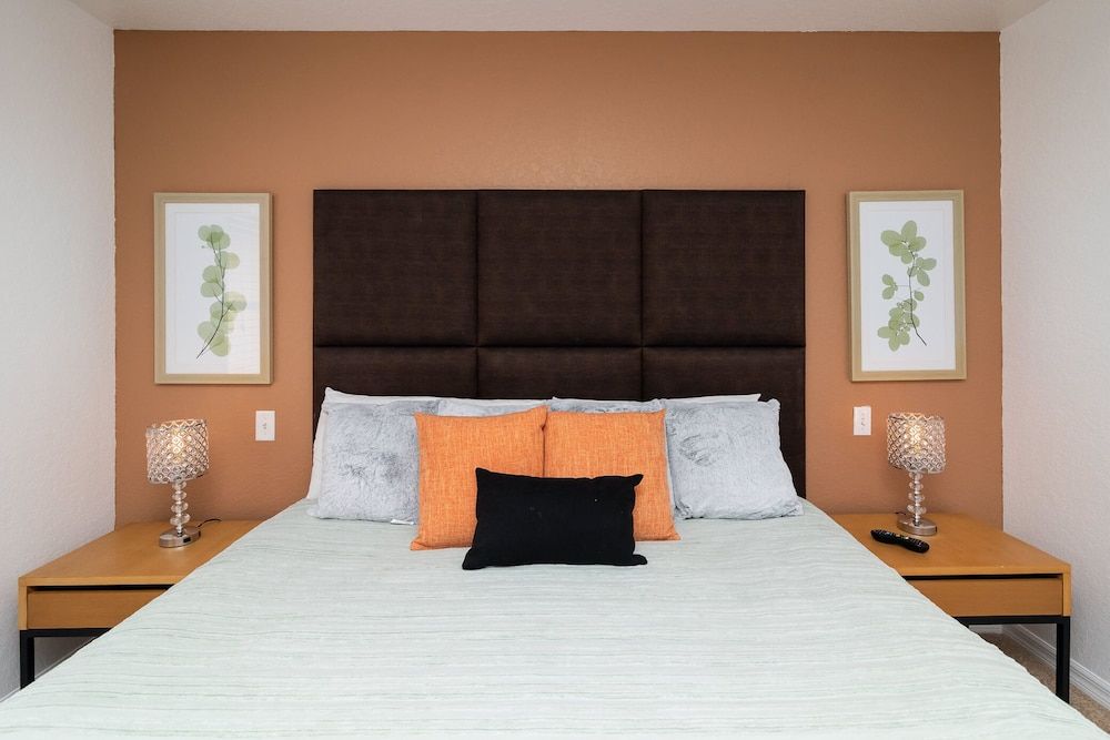 Orlando's Heartland w/ Amenities Townhome, Multiple Beds, Hot Tub, Garden View (Orlando's Heartland) 10