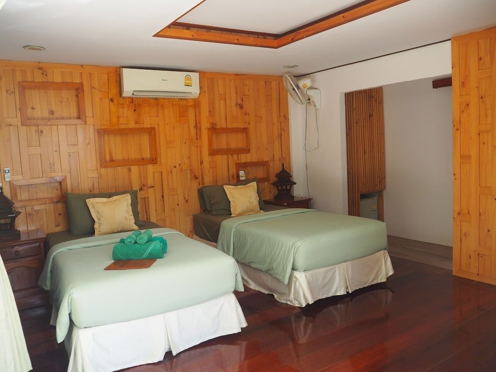 Koh Kood Beach Resort Thai Twin House Seaview 2