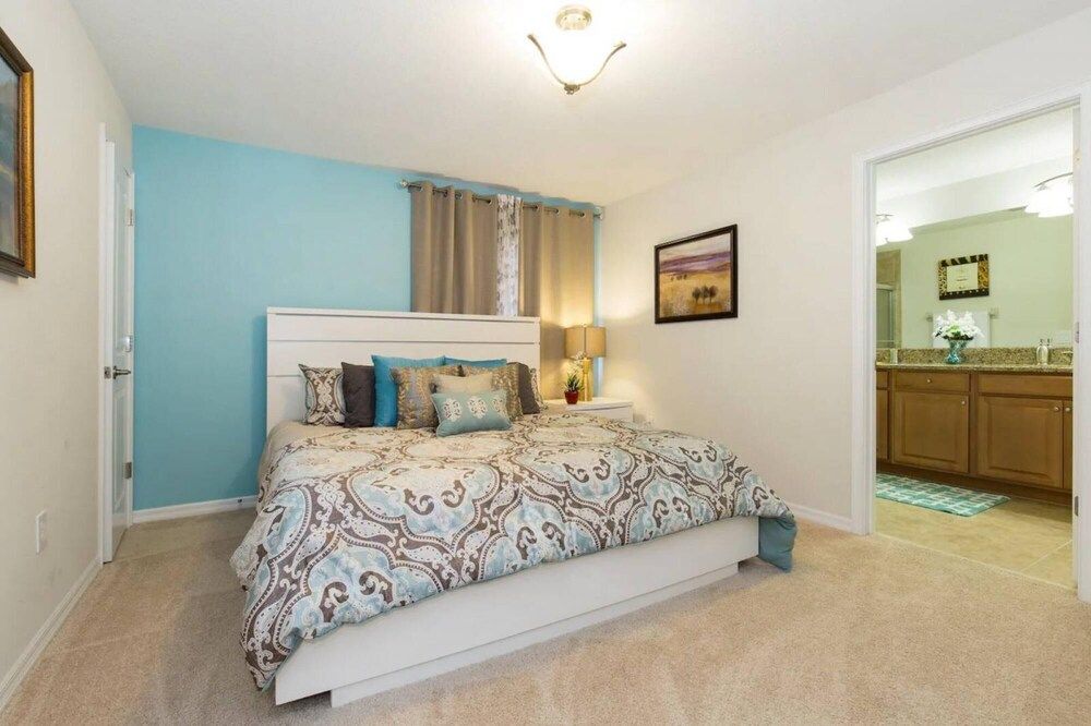 undefined Amazing 5 Bedrooms 04ba at Storey Lake Resort