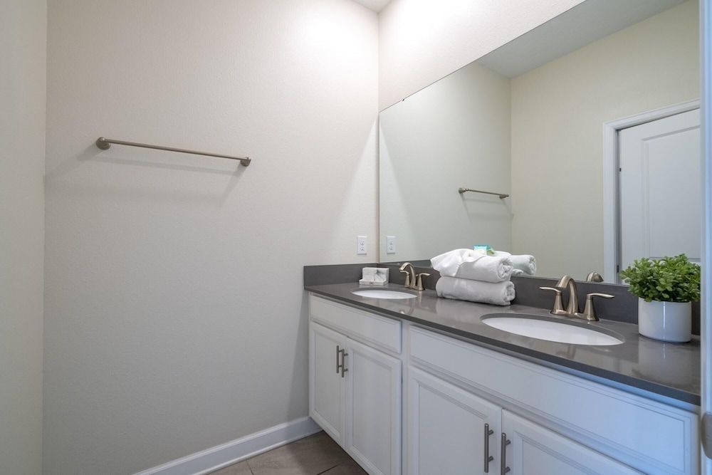 undefined Uniquely Designed Townhome 8