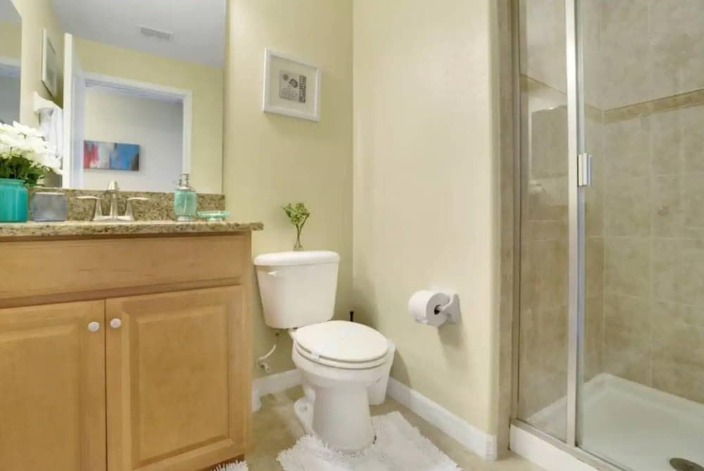 Amazing 5 Bedrooms and 04ba 6 Miles From Disney House 16