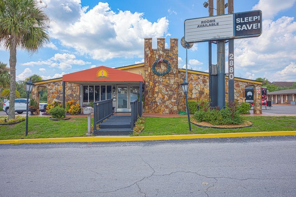 undefined Liberty Inn and Suites – Kissimmee/Near Disney