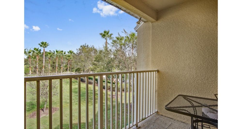 Jenny's Escape Townhome 3