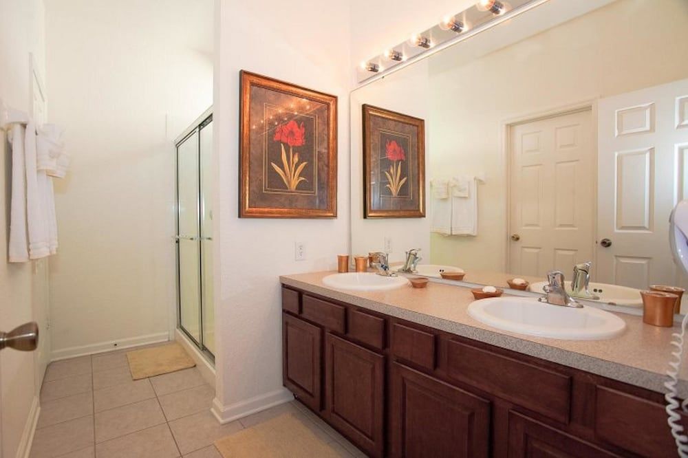 Windsor Hills Resort Homes by Atlas VH House, 5 Bedrooms 7