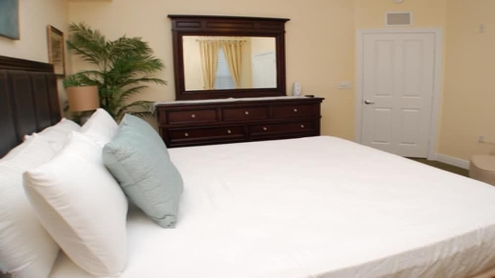 Rr7703 - Reunion Resort - 3 Bed 2 Baths Condo Family Condo, Garden Area 5