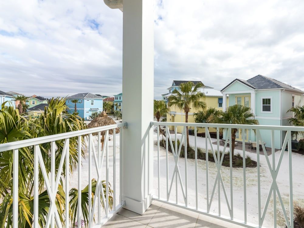 Margaritaville Cottages Orlando with H2O Waterpark by Vstays House, Multiple Beds, Park View (Holiday Home) 6