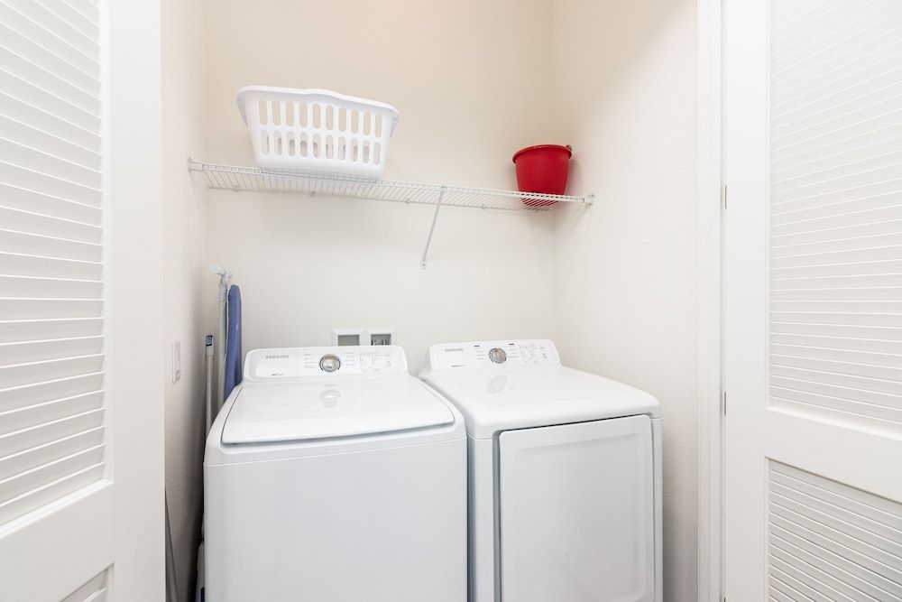 Margaritaville Cottages Orlando with H2O Waterpark by Vstays Cabin, Pool View (Apartment with Terrace) 6