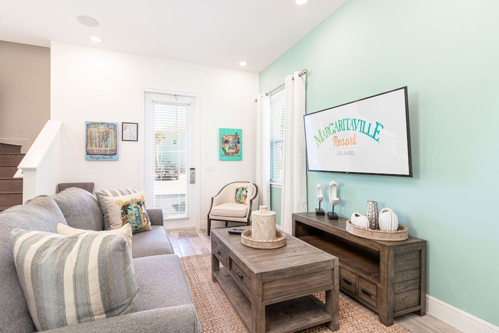Margaritaville Cottages Orlando with H2O Waterpark by Vstays Cabin, Pool View (Apartment with Terrace) 9