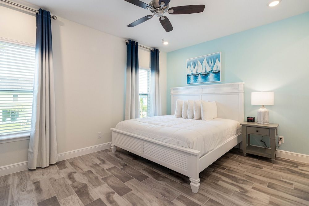 Townhome, Multiple Beds