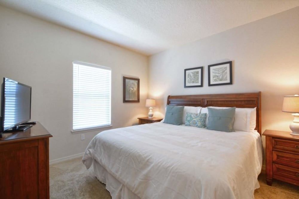 Villa Fonseca - Lucaya Village House, Multiple Beds (Villa Fonseca - Lucaya Village) 6