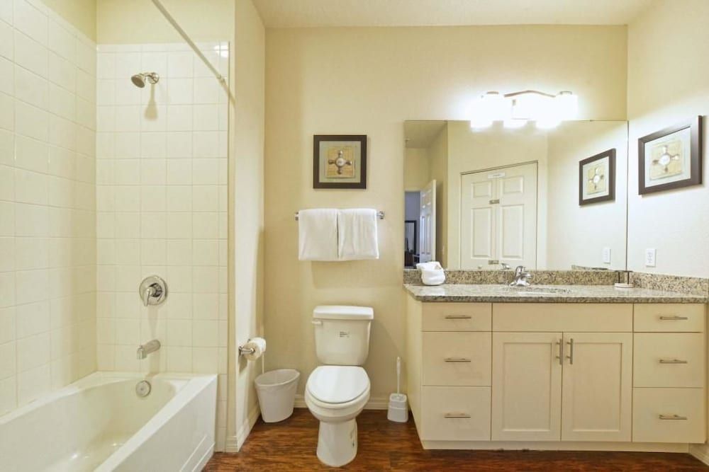 Villa Fonseca - Lucaya Village House, Multiple Beds (Villa Fonseca - Lucaya Village) 20