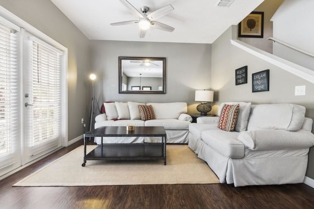 Villa Natalia - Lucaya Village Apartment 9