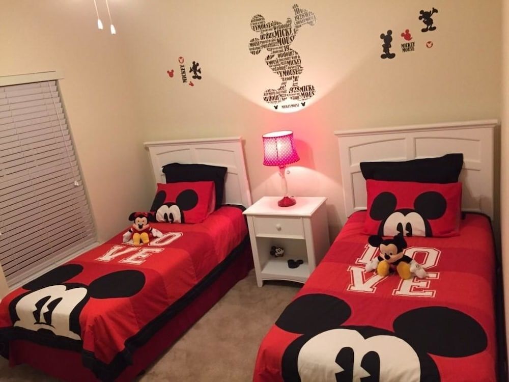 Childrens Theme Room