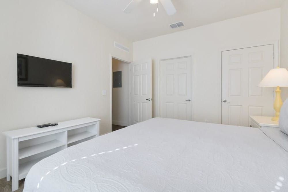 Villa Florida - Lucaya Village Apartment 8