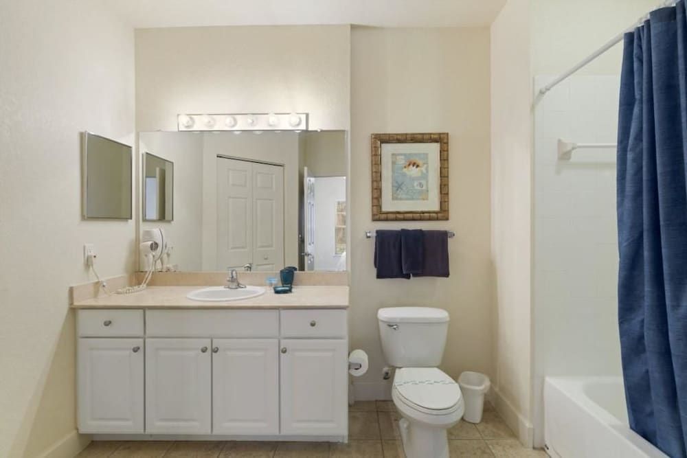 Villa Florida - Lucaya Village Apartment 16