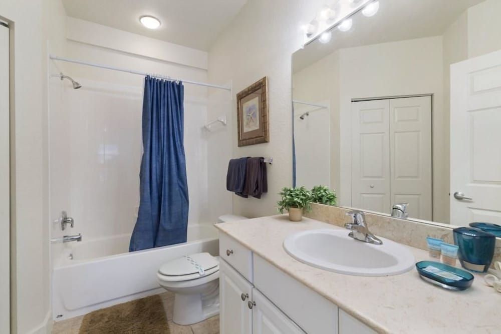 Villa Florida - Lucaya Village Apartment 15