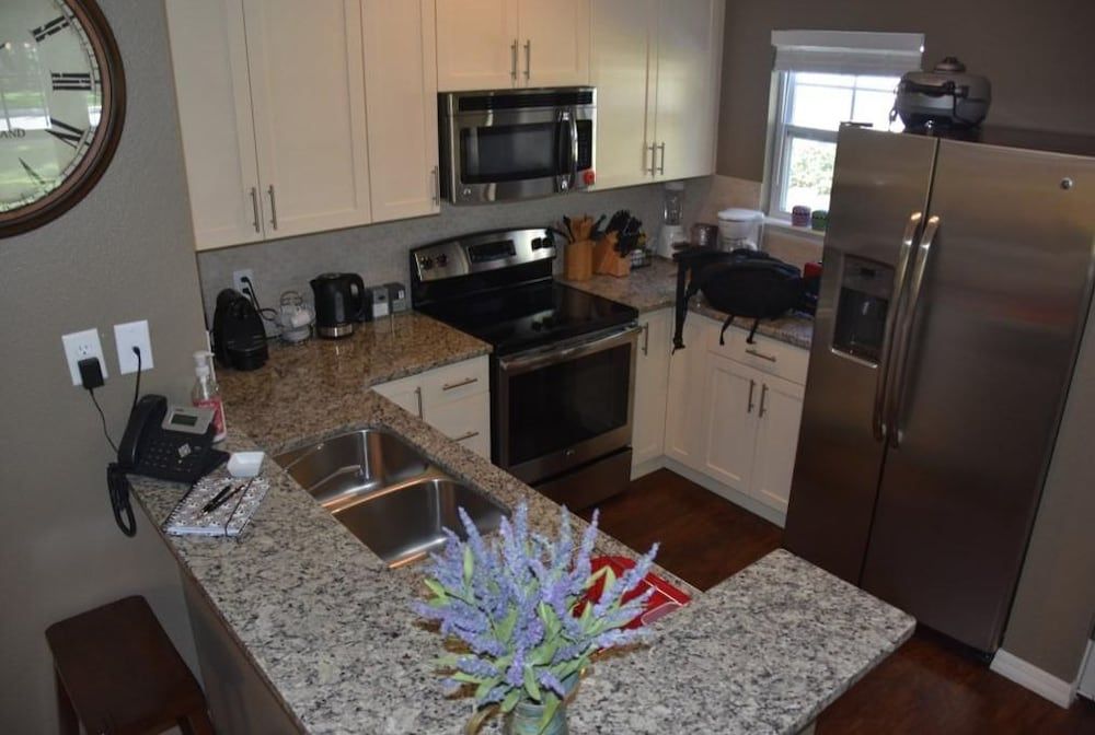 Villa Aventura - Lucaya Village Apartment 16