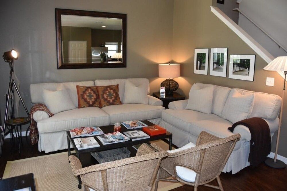 Villa Aventura - Lucaya Village Apartment 18