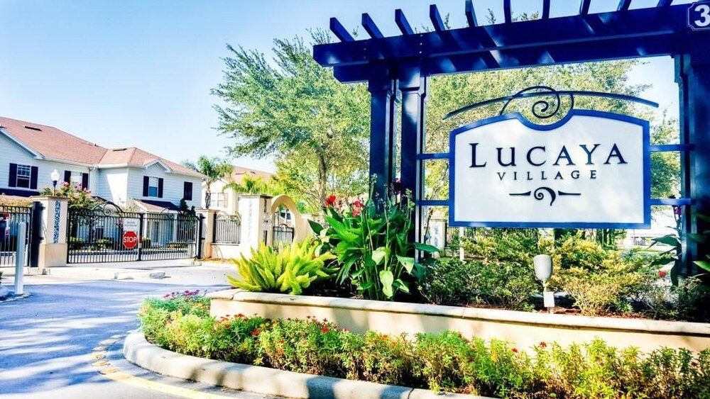 Villa Aventura - Lucaya Village Apartment 38