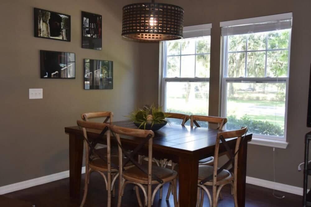 Villa Aventura - Lucaya Village Apartment 13