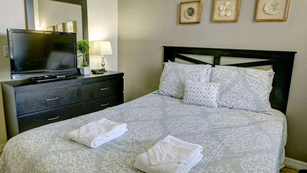 undefined York Condo at Oakwater Resort 3