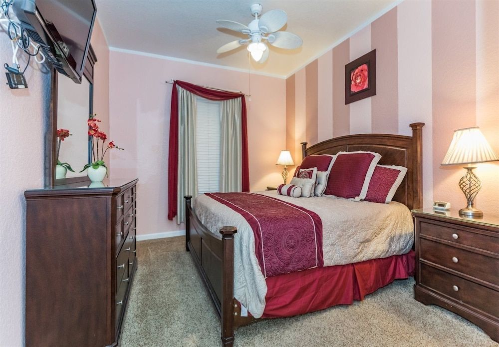 undefined Windsor_palms_102