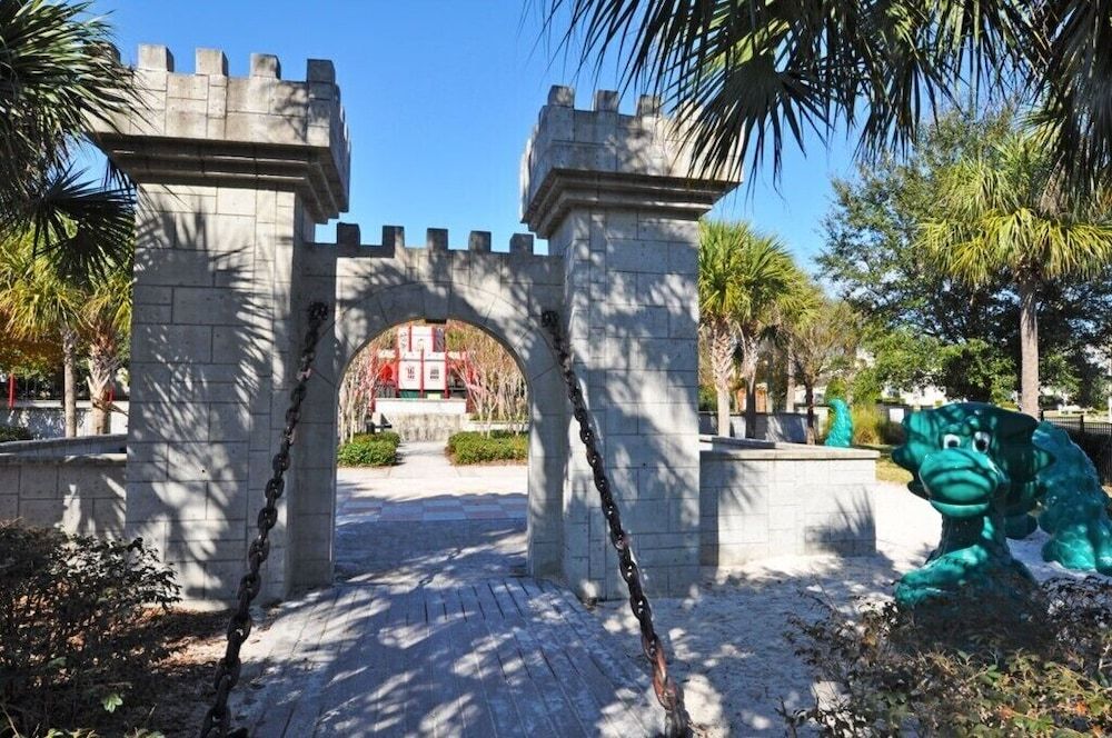 undefined The Windsor Hills IHR 3071 9