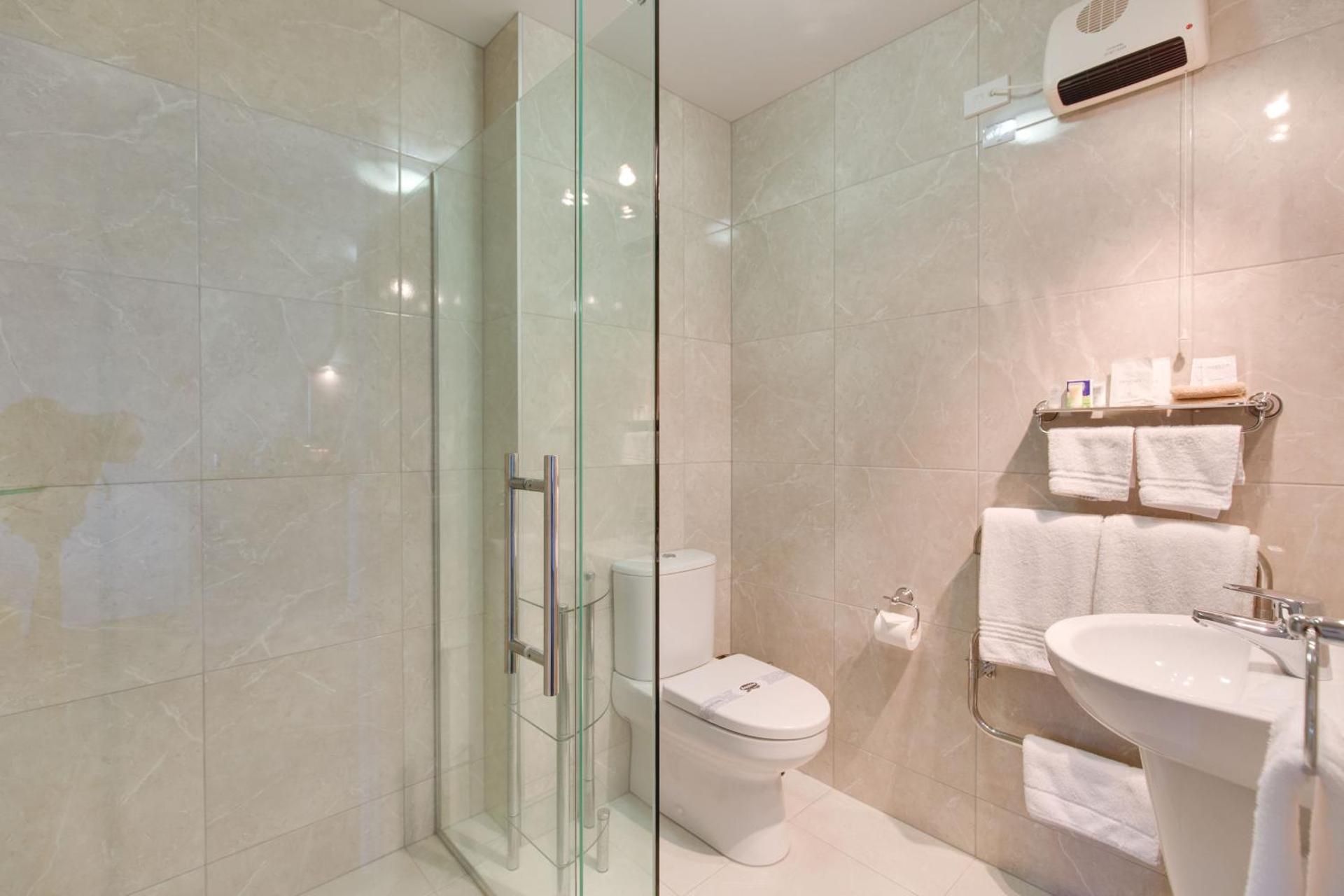 1 Bedroom Apartment (4 Adults)