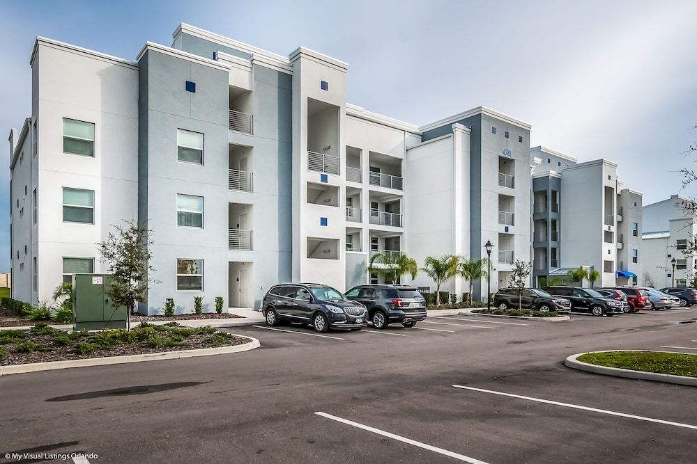 undefined Beautiful 3 Bdrm 2 Bath Condo 2