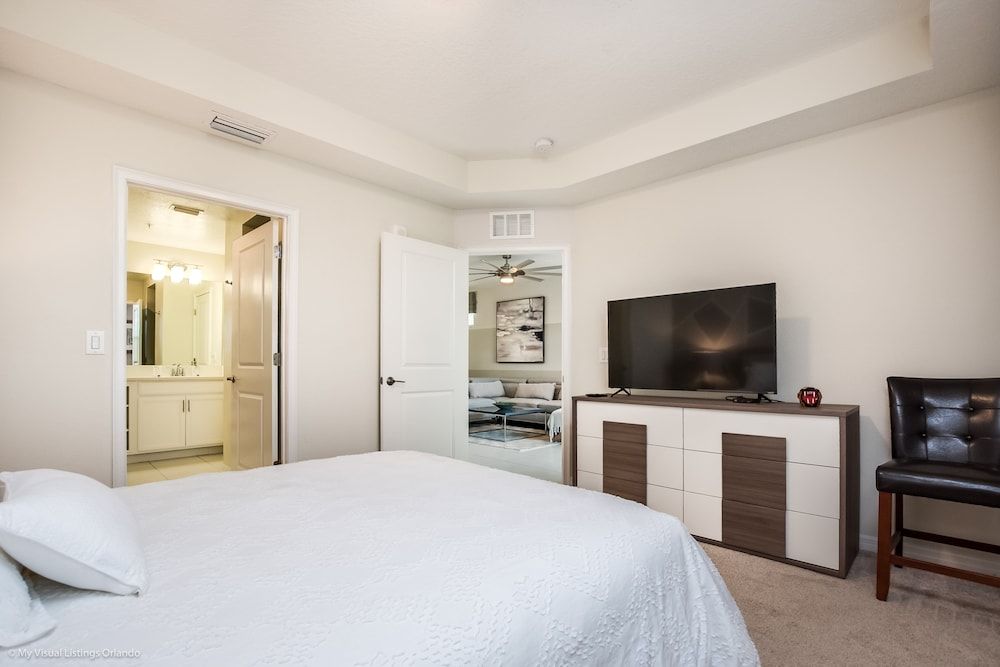 Beautiful 3 Bdrm 2 Bath Condo House (4741CT UNIT101 Amazing Story Lake Br) 14