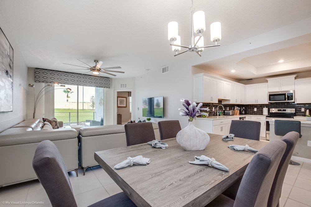 undefined Beautiful 3 Bdrm 2 Bath Condo 10