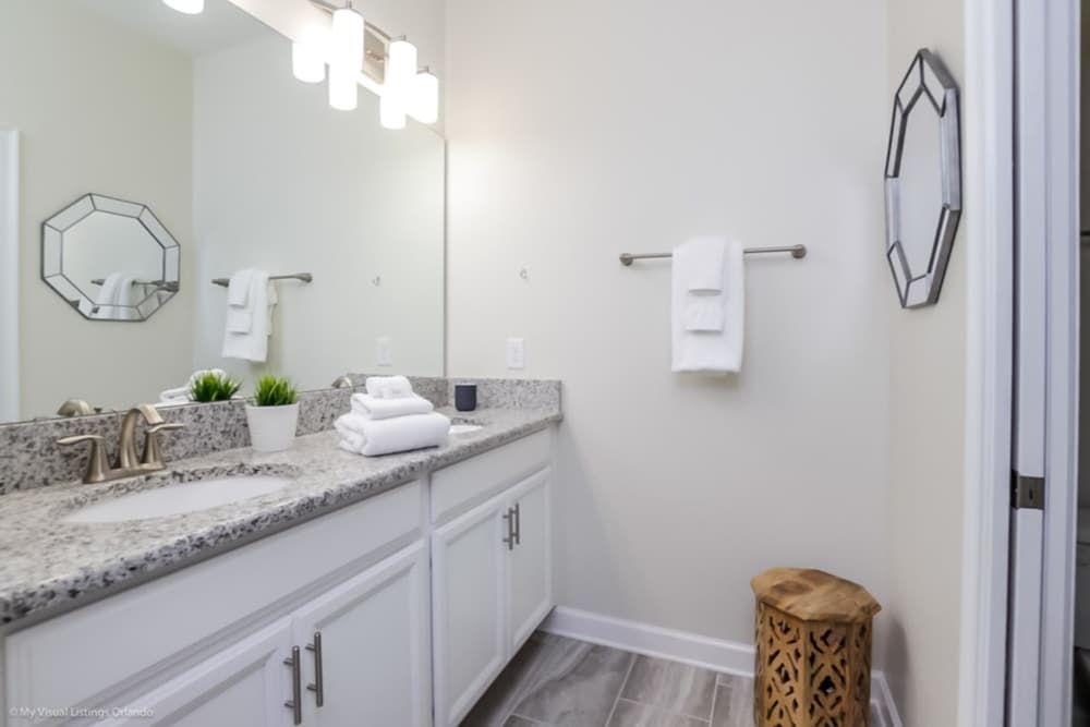 6 Bedroom 5 Bathroom Vacation Home Villa (9022SD00) 44