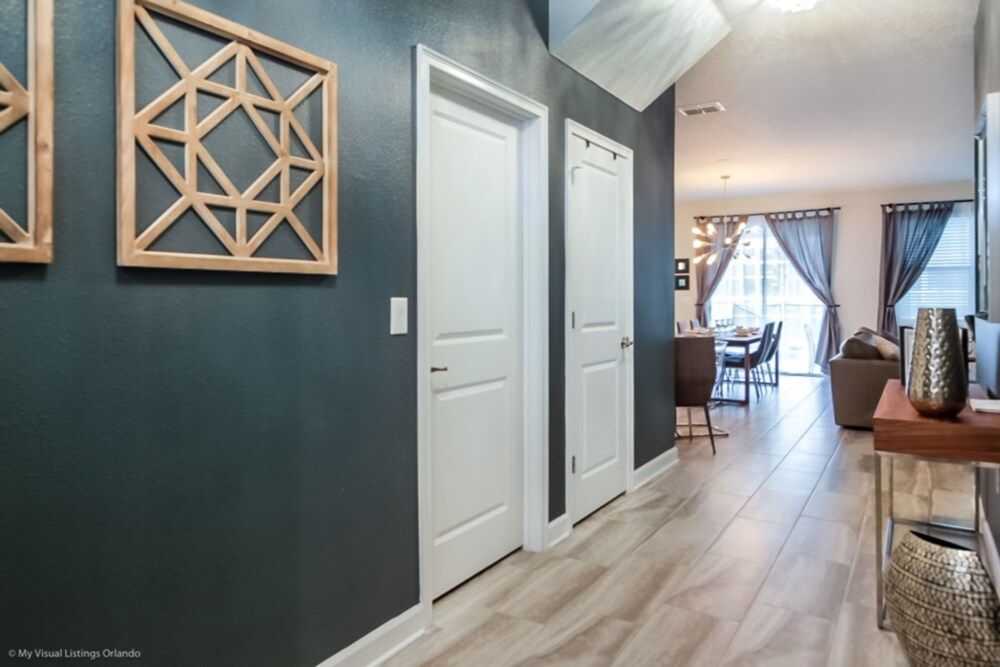 6 Bedroom 5 Bathroom Vacation Home Villa (9022SD00) 15