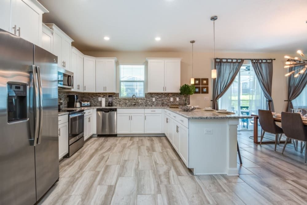 6 Bedroom 5 Bathroom Vacation Home Villa (9022SD00) 24