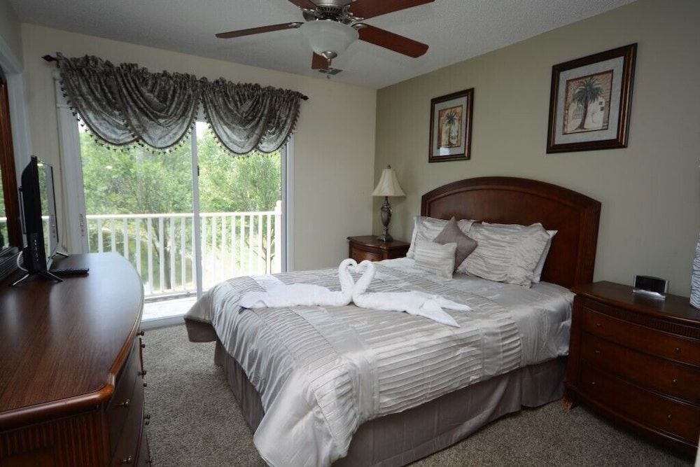 undefined Emerald Island Resort by Elite Vacation Homes 10