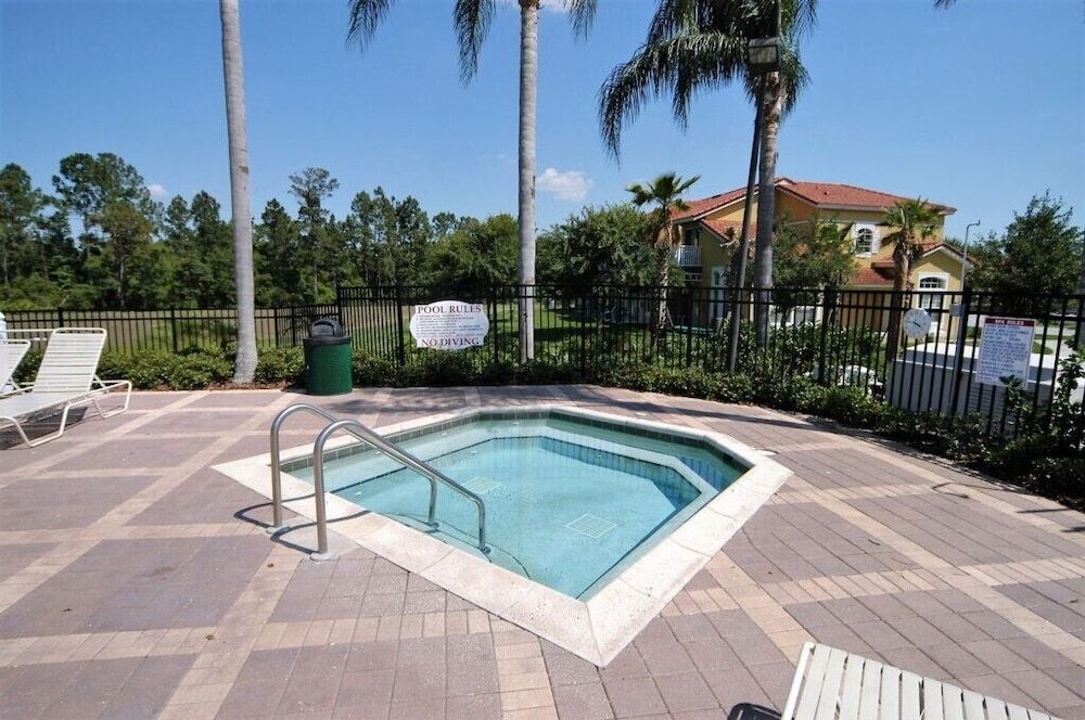 undefined Emerald Island Resort by Elite Vacation Homes 6