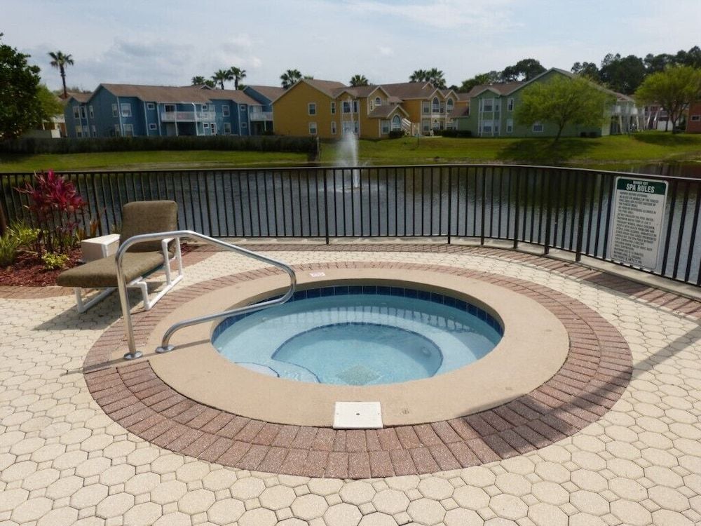 Mk015or 3 Bedroom Townhouse by RedAwning Townhome, 3 Bedrooms 17