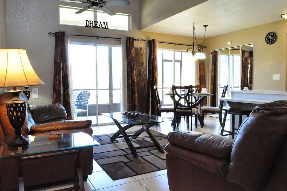 Mk015or 3 Bedroom Townhouse by RedAwning Townhome, 3 Bedrooms 10