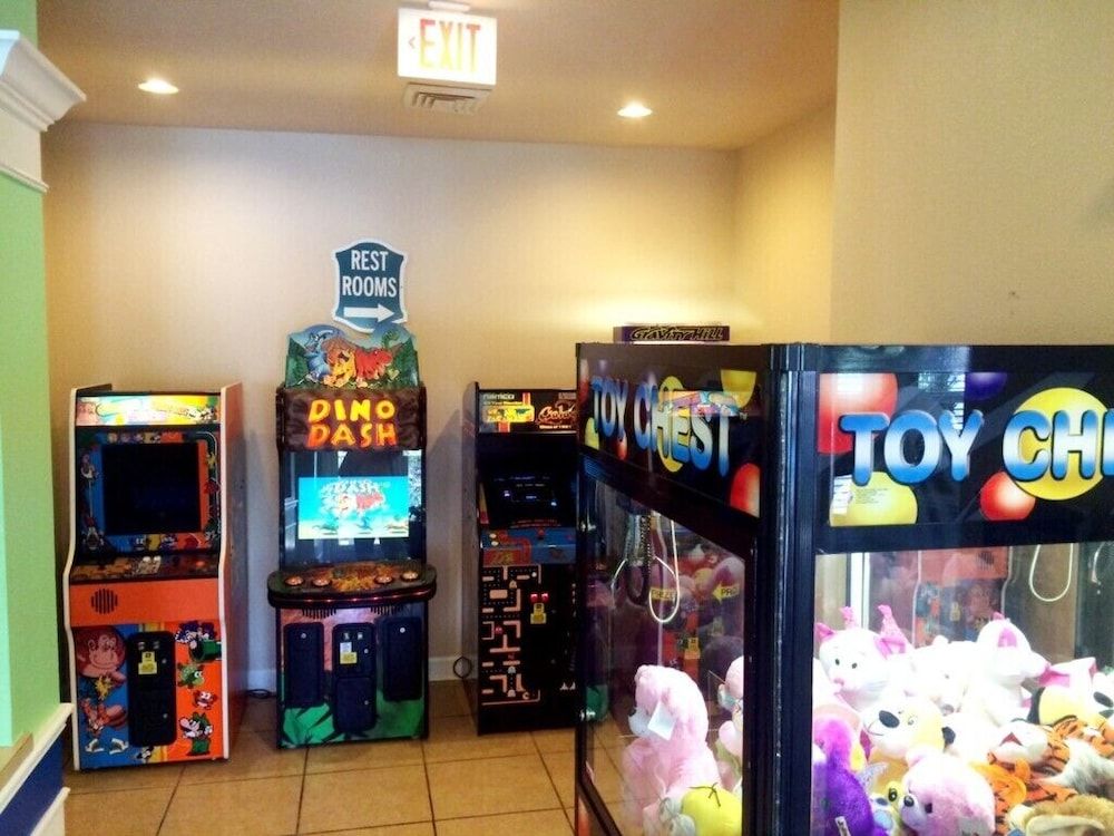 Economic 3 Bed In Windsor Palms - 8101.105 3 Bedroom Condo by RedAwning Condo, 3 Bedrooms 37