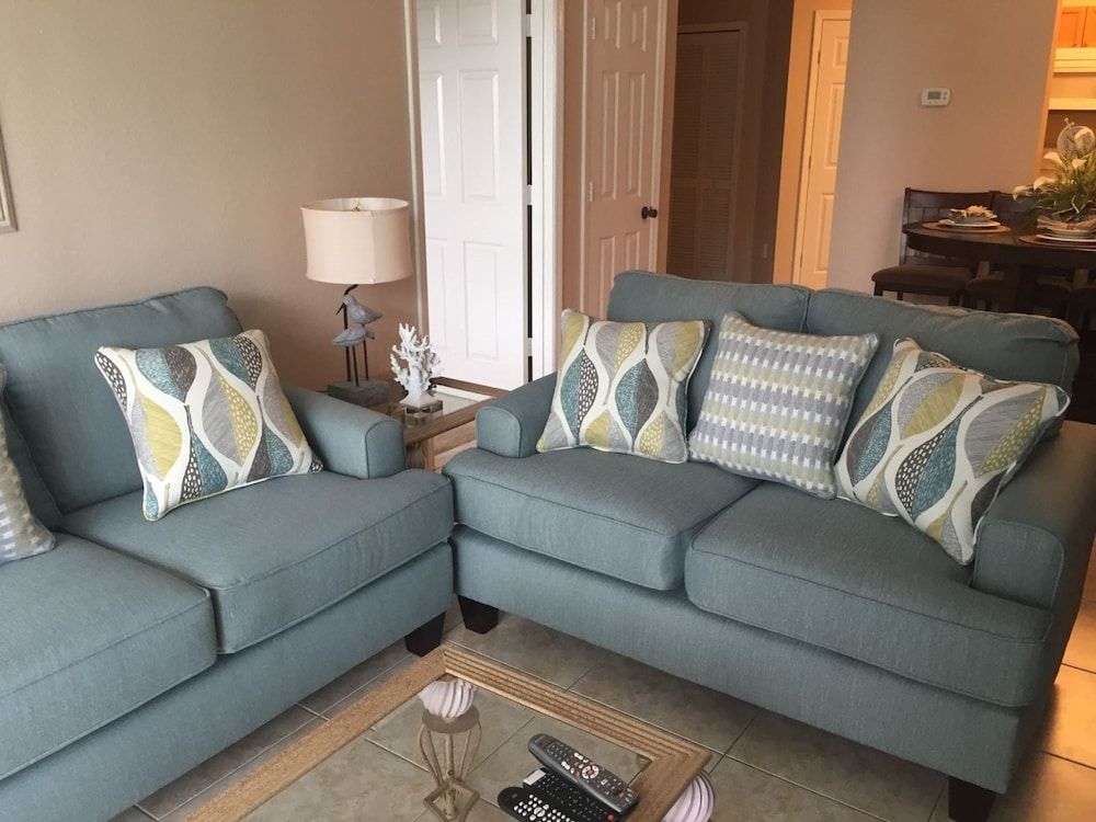 Windsor_palms_303cp-n House 8