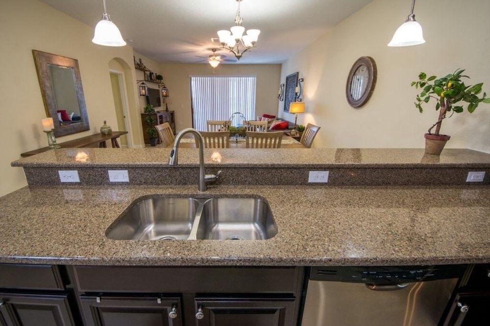 H2u - Alana - Cg8902 - Mo 3 Bedroom Townhouse by Redawning Townhome, 3 Bedrooms 8