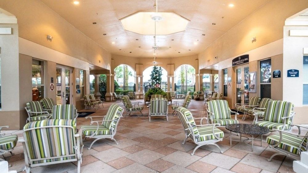 Windsor Hills Magic Private Screened Pool 6 Bedroom Condo by Redawning Condo, 6 Bedrooms 2