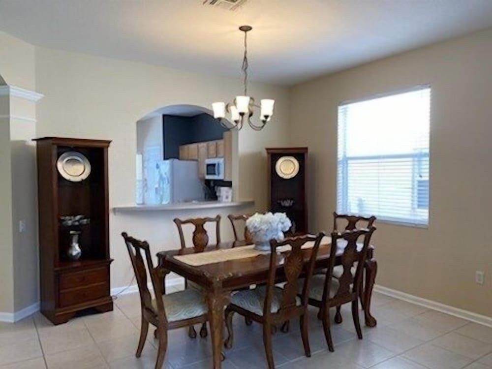 Windsor Hills Magic Private Screened Pool 6 Bedroom Condo by Redawning Condo, 6 Bedrooms 17