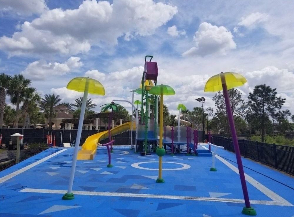 Windsor Hills Magic Private Screened Pool 6 Bedroom Condo by Redawning Condo, 6 Bedrooms 44