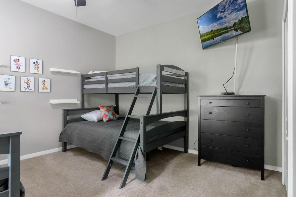 Calypso Villa House (Cozy apartment only miles from Disney)