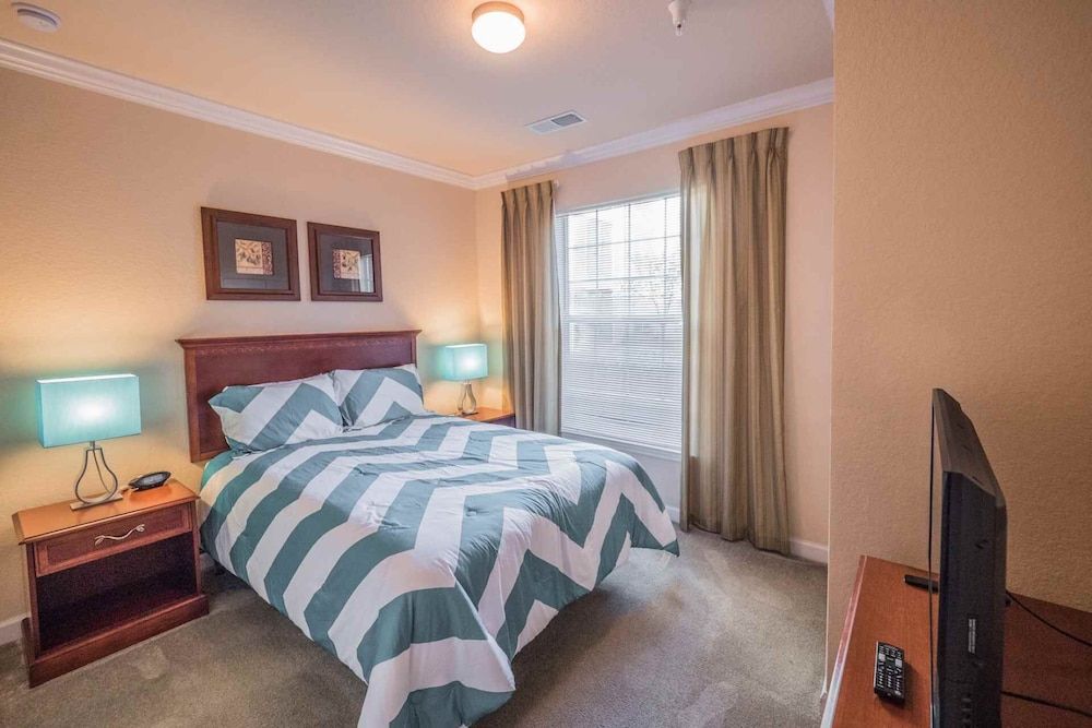 1361 Tuscana Condo (1361 Tuscana)