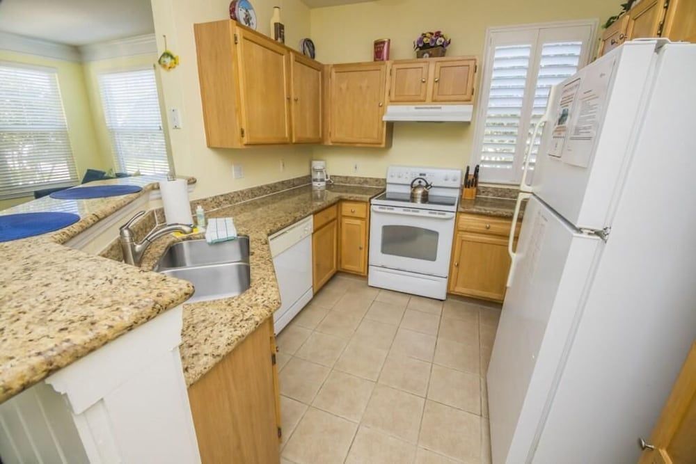 undefined Ryan's Runwaway Beach Condo 6