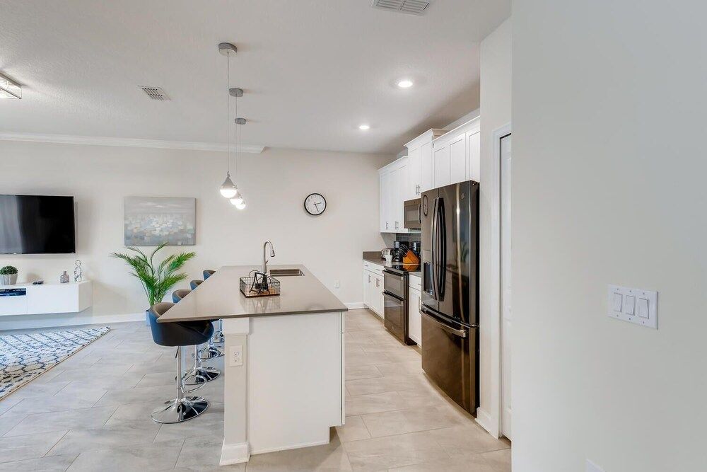 undefined 4321 QS - Magical Haven Townhome w/ Pool 5